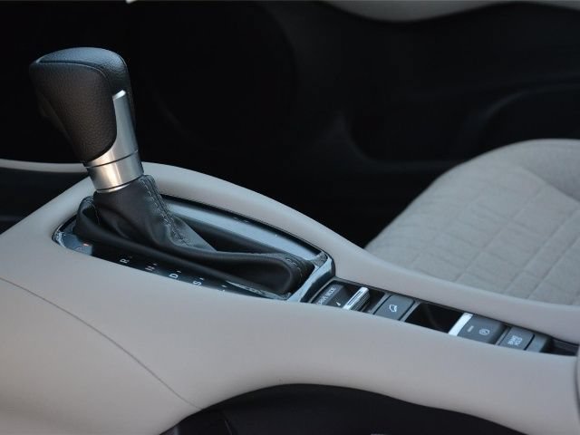 Used 2024 Honda HR-V LX image 11