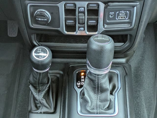 Certified 2026 Jeep Gladiator Sport AWD/4WD image 15