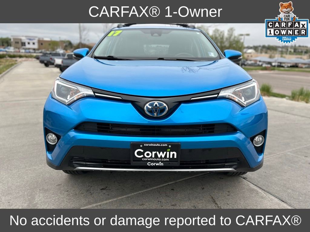Used 2017 Toyota RAV4 XLE AWD/4WD image 2