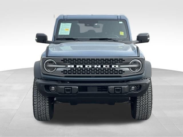 Used 2025 Ford Bronco Badlands image 11