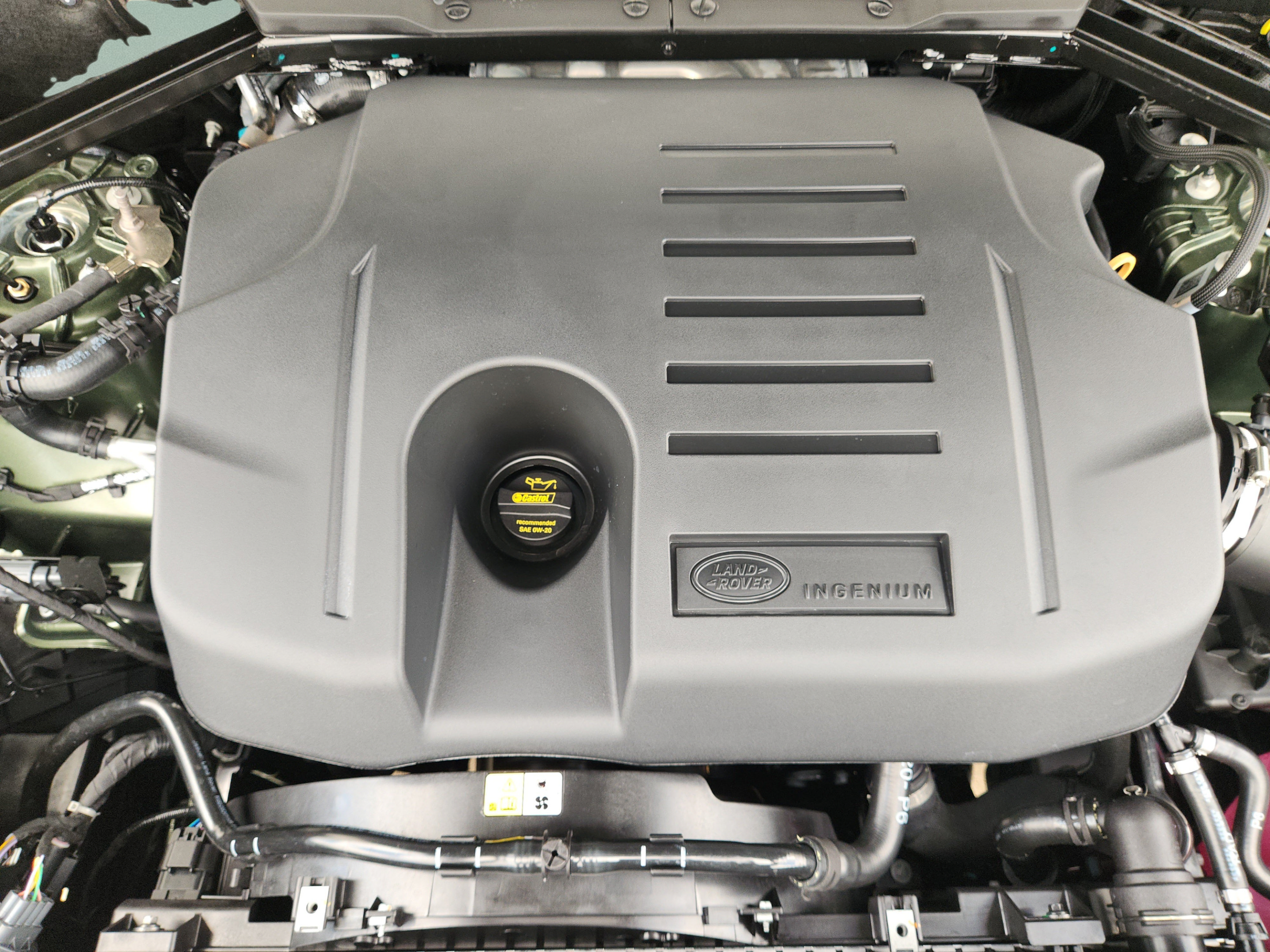 New 2026 Land Rover Defender 110 X-Dynamic SE AWD/4WD image 28