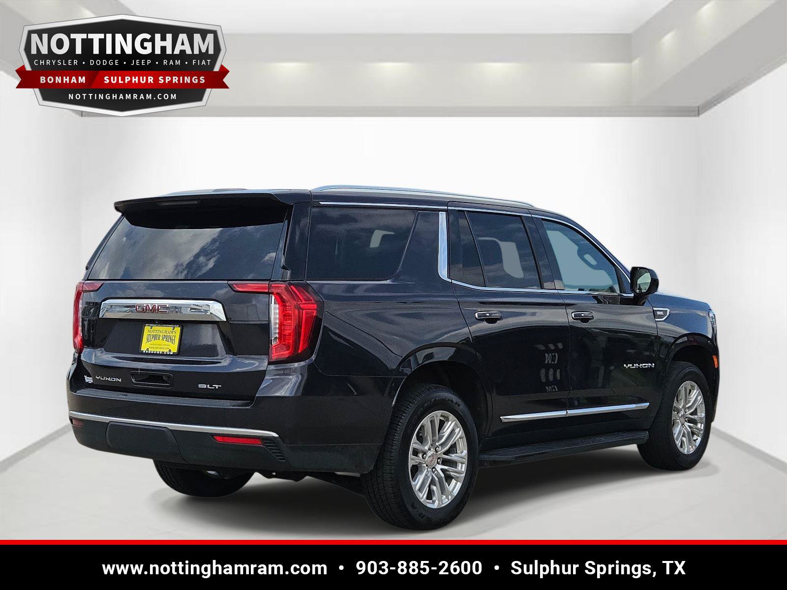 Used 2024 GMC Yukon SLT RWD image 4