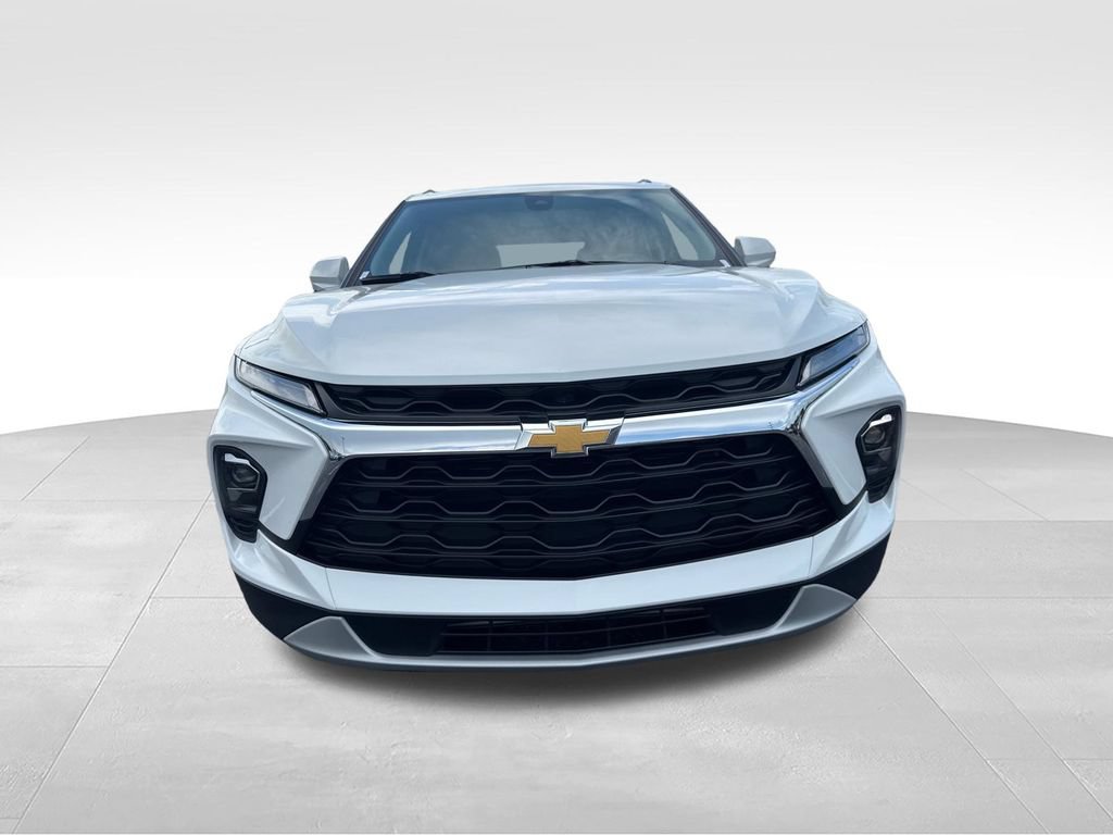 New 2026 Chevrolet Blazer LT w/ Convenience Package AWD/4WD image 8