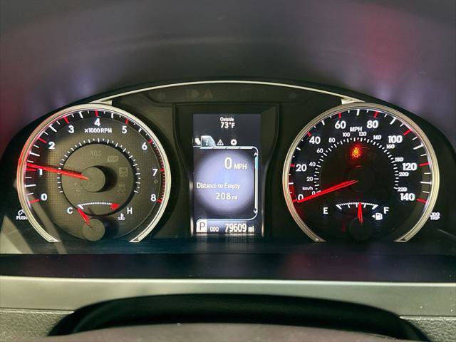 Used 2016 Toyota Camry SE FWD image 32