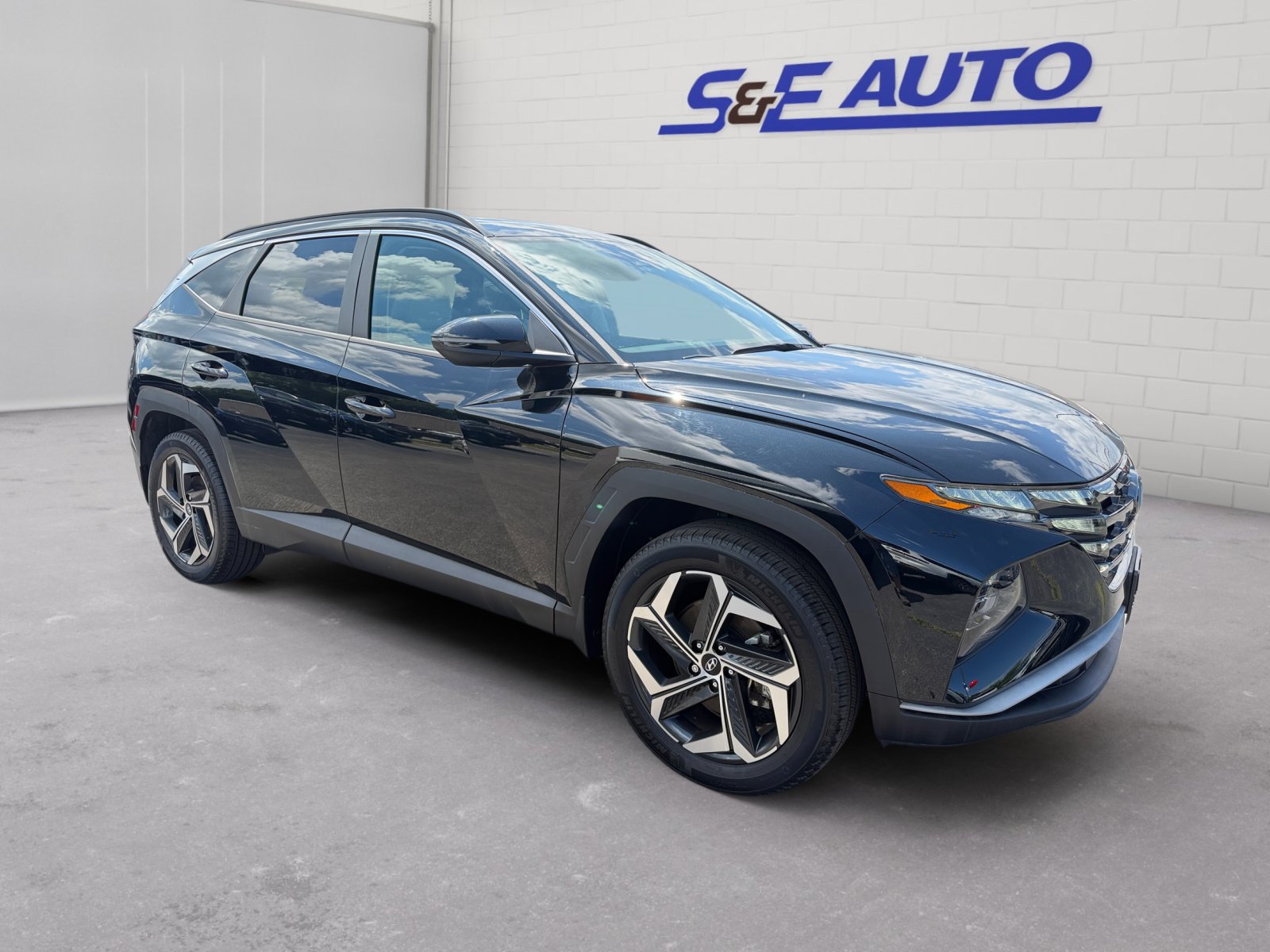 Used 2022 Hyundai Tucson SEL w/ Convenience + Premium Package AWD/4WD image 5