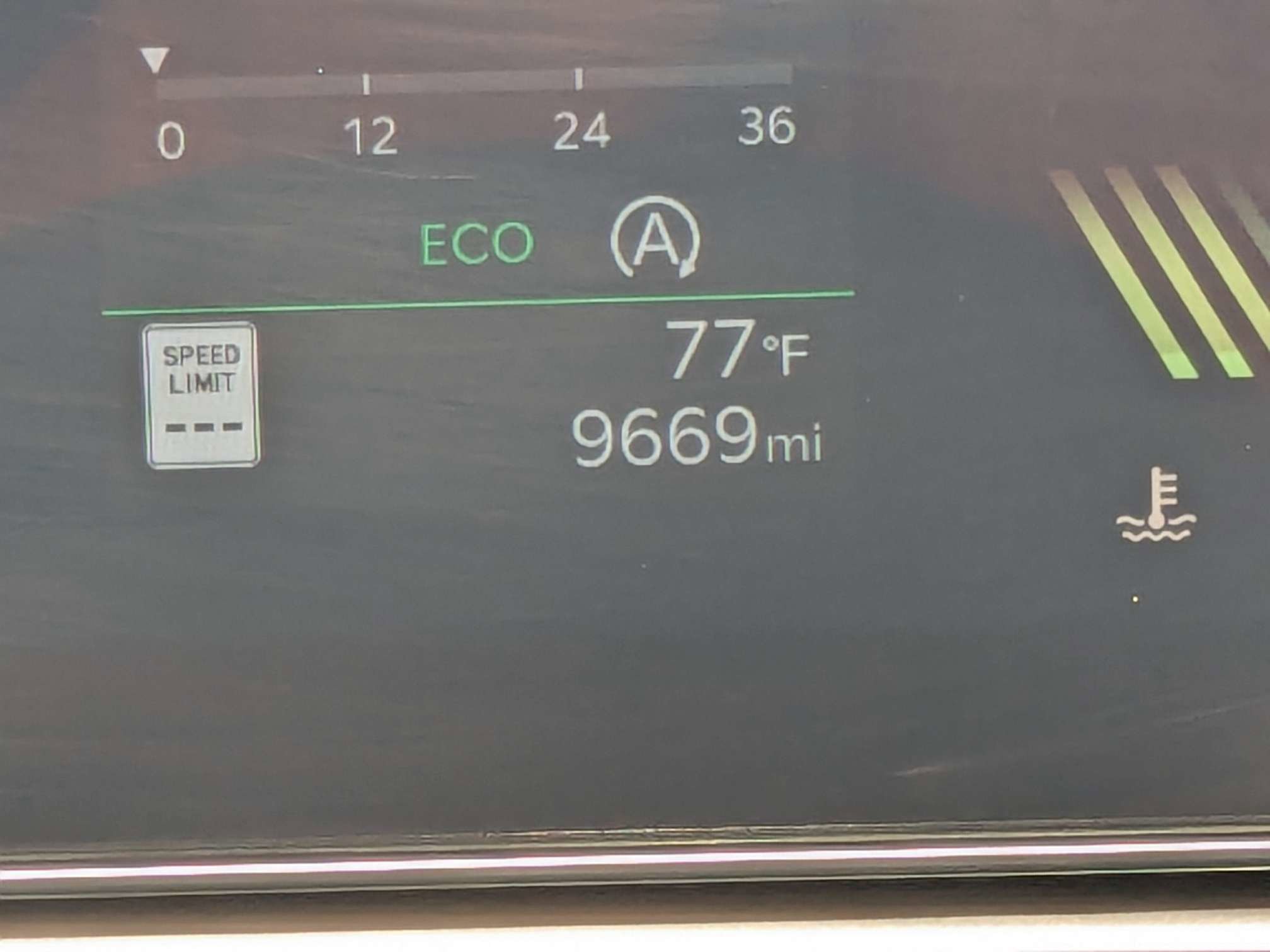 Certified 2025 Kia Sorento S AWD/4WD image 35