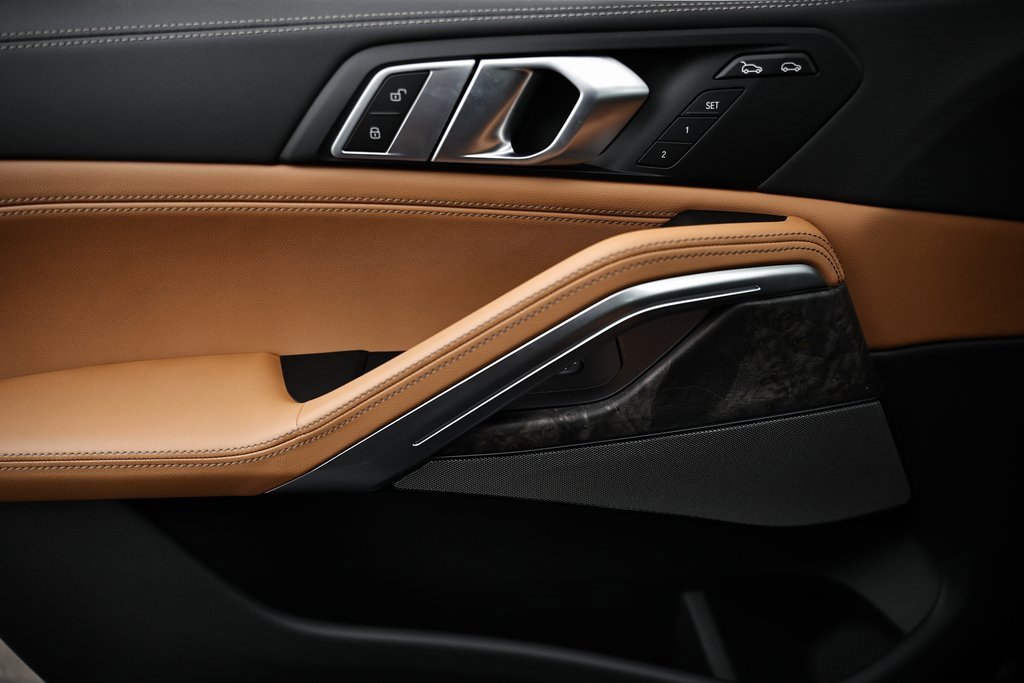 New 2026 BMW X6 xDrive40i w/ Premium Package image 14