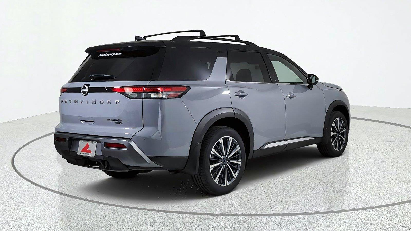New 2026 Nissan Pathfinder Platinum AWD/4WD image 6