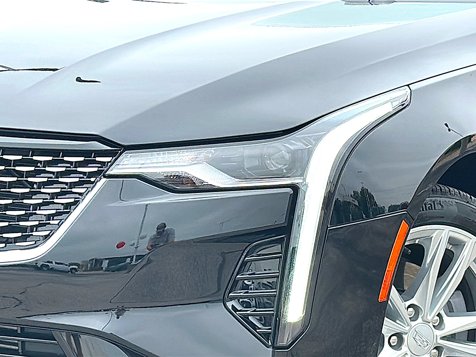 Certified 2026 Cadillac CT4 Luxury AWD/4WD image 4