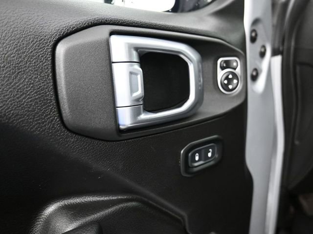 Used 2023 Jeep Gladiator Sport image 10