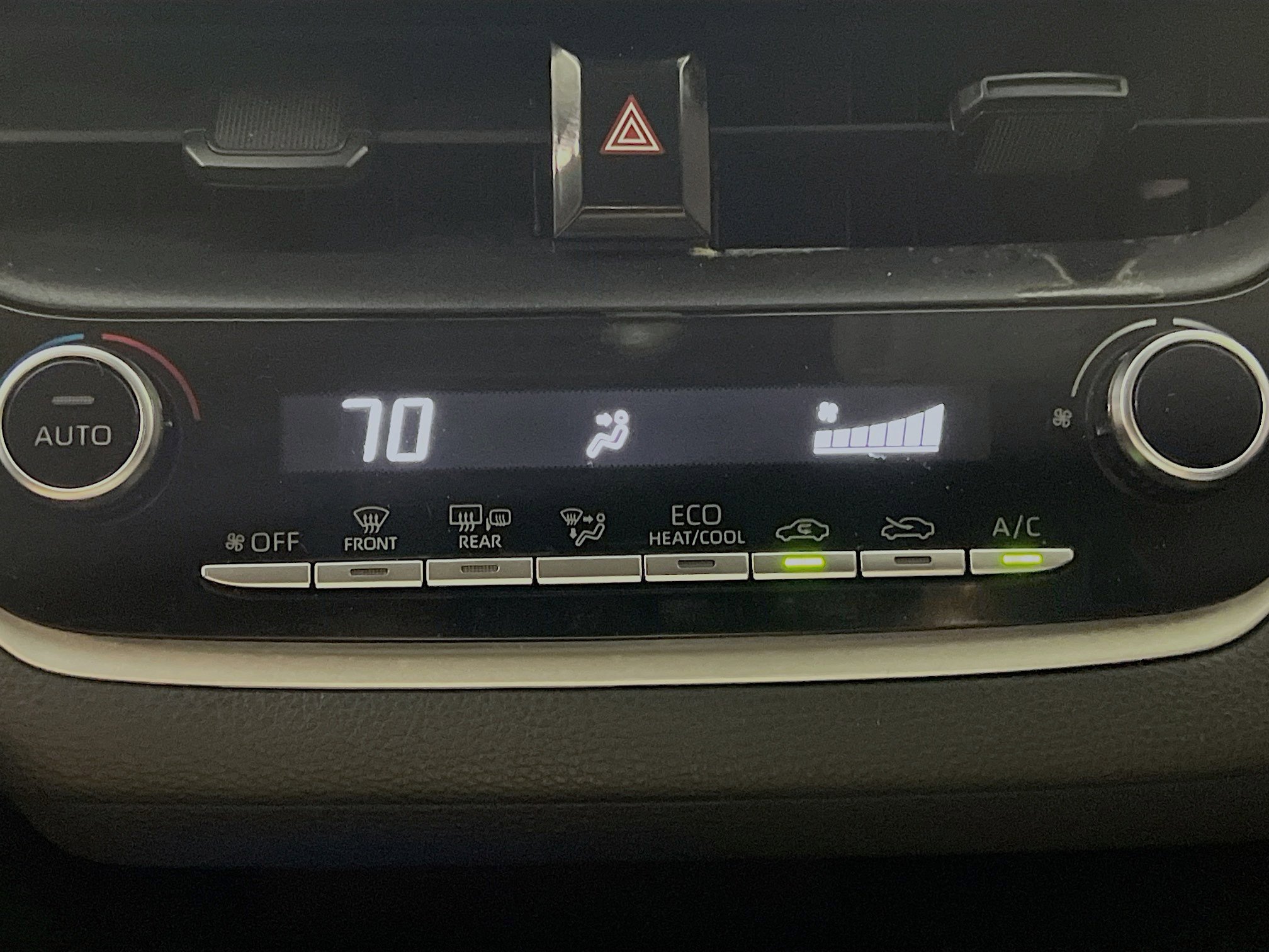 Used 2021 Toyota Corolla LE FWD image 25