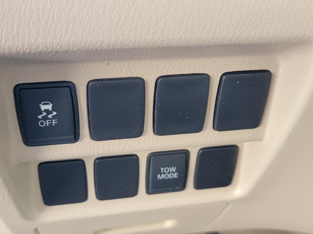 Used 2015 Nissan Pathfinder S FWD image 35