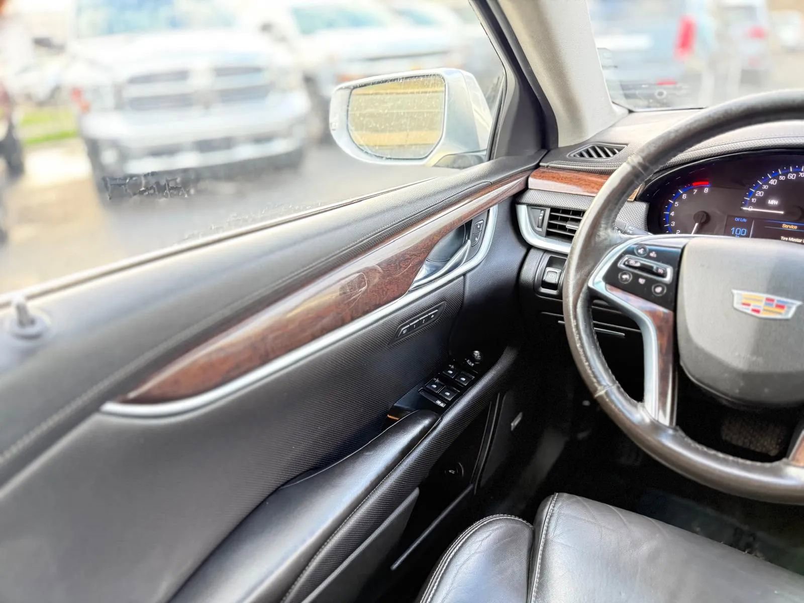 Used 2016 Cadillac XTS Luxury image 34