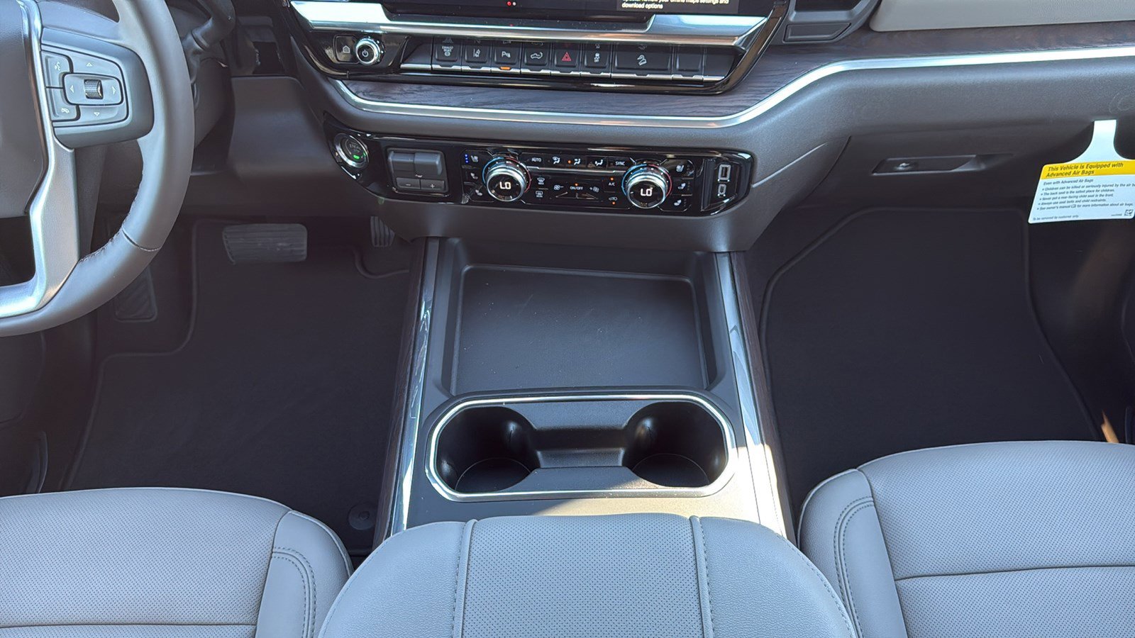 New 2026 GMC Sierra 2500 SLT w/ SLT Premium Package AWD/4WD image 24