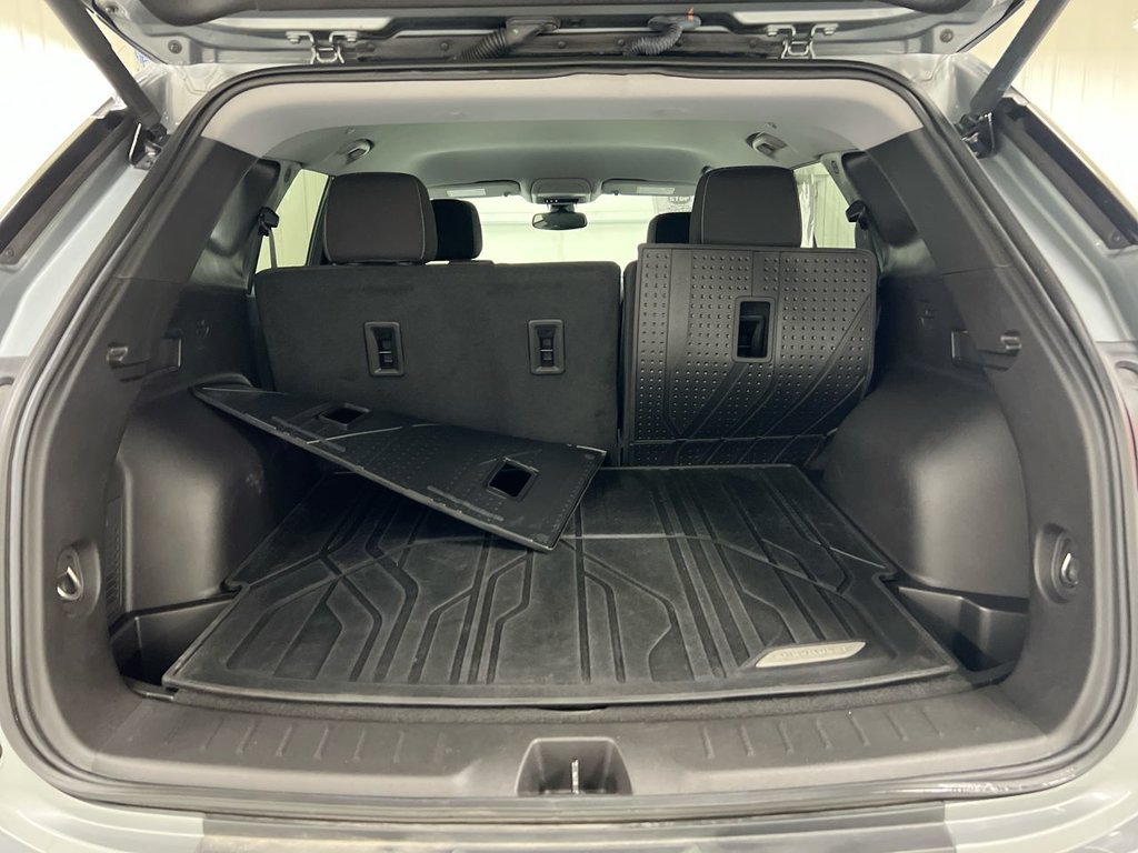 Used 2024 Chevrolet Blazer LT w/ Convenience Package FWD image 23