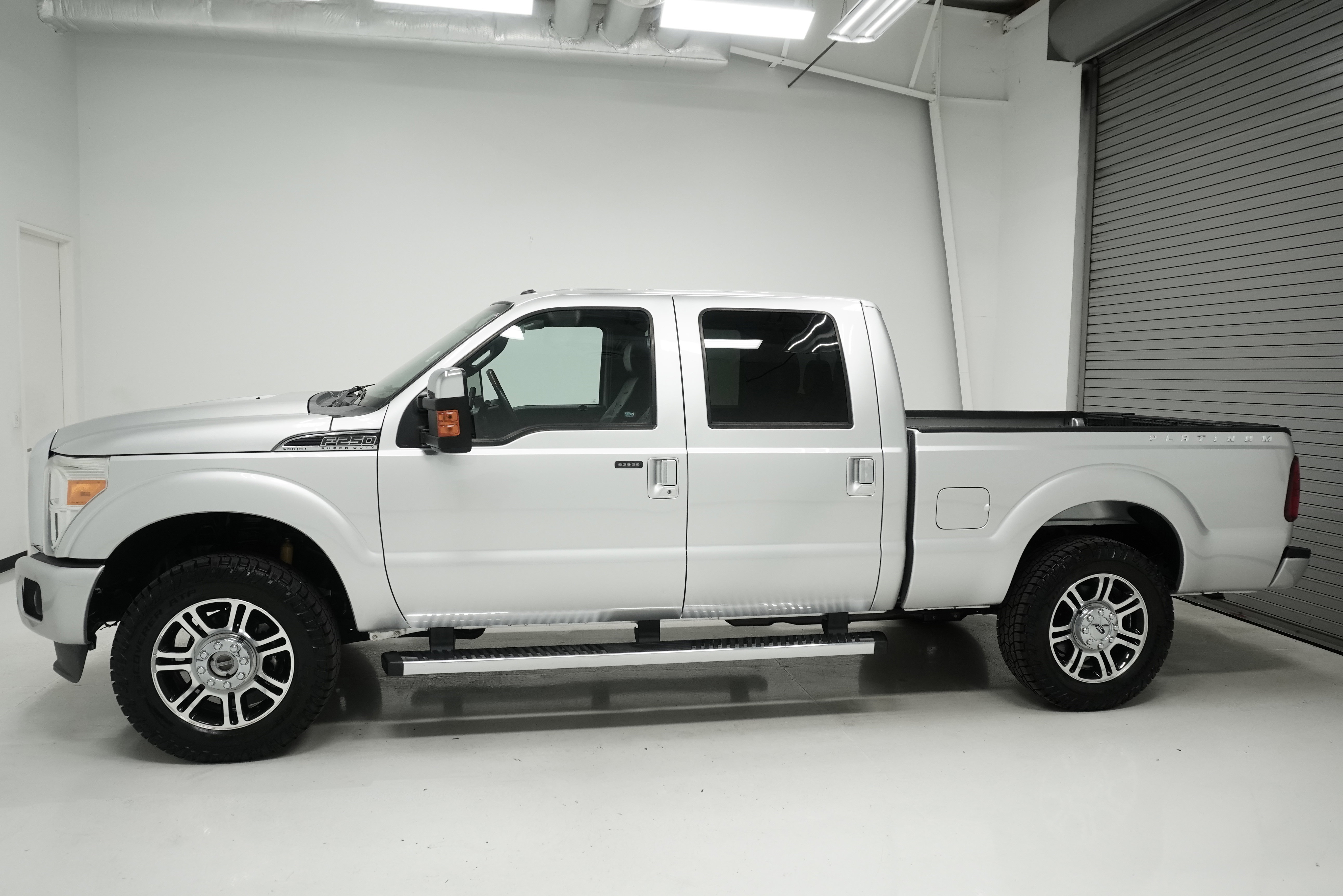 Used 2016 Ford F250 Platinum image 4