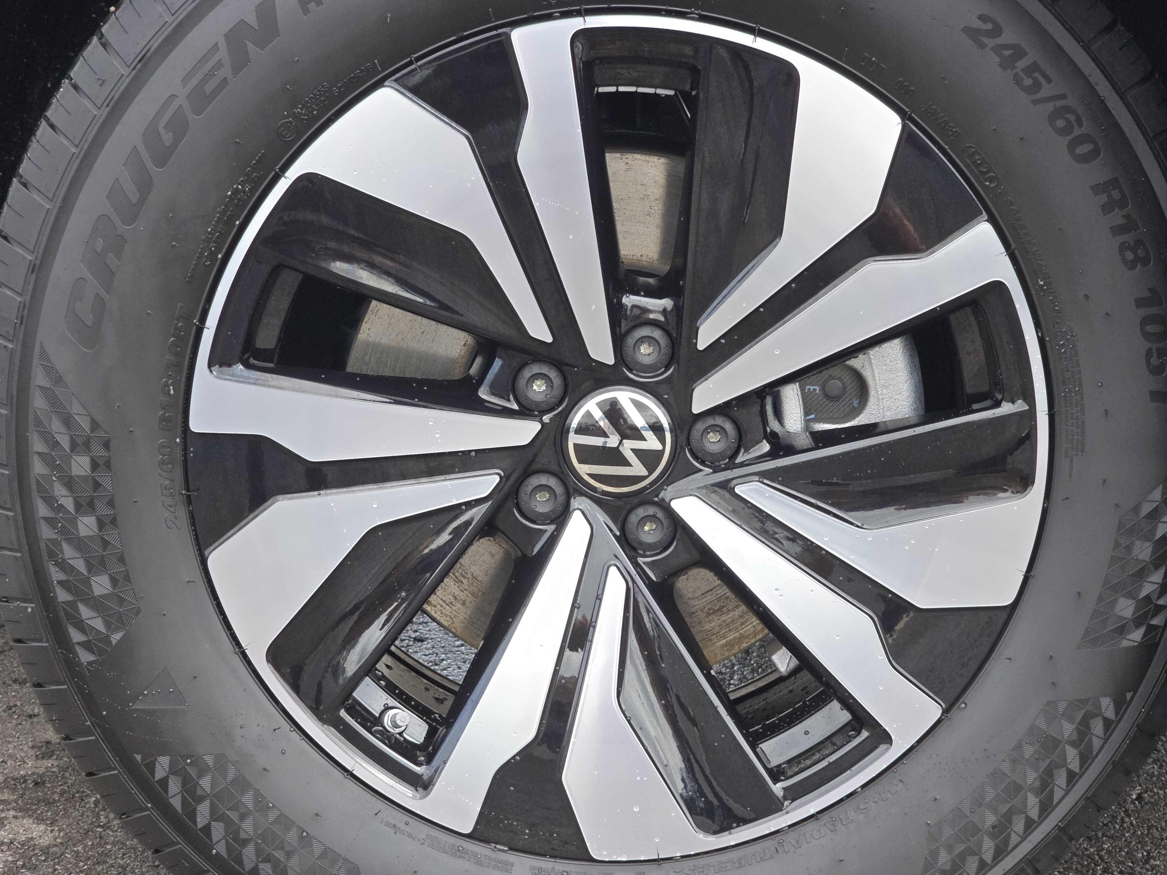 New 2026 Volkswagen Atlas SE AWD/4WD image 14