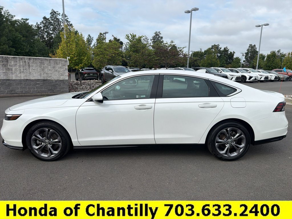 Certified 2025 Honda Accord EX-L image 4