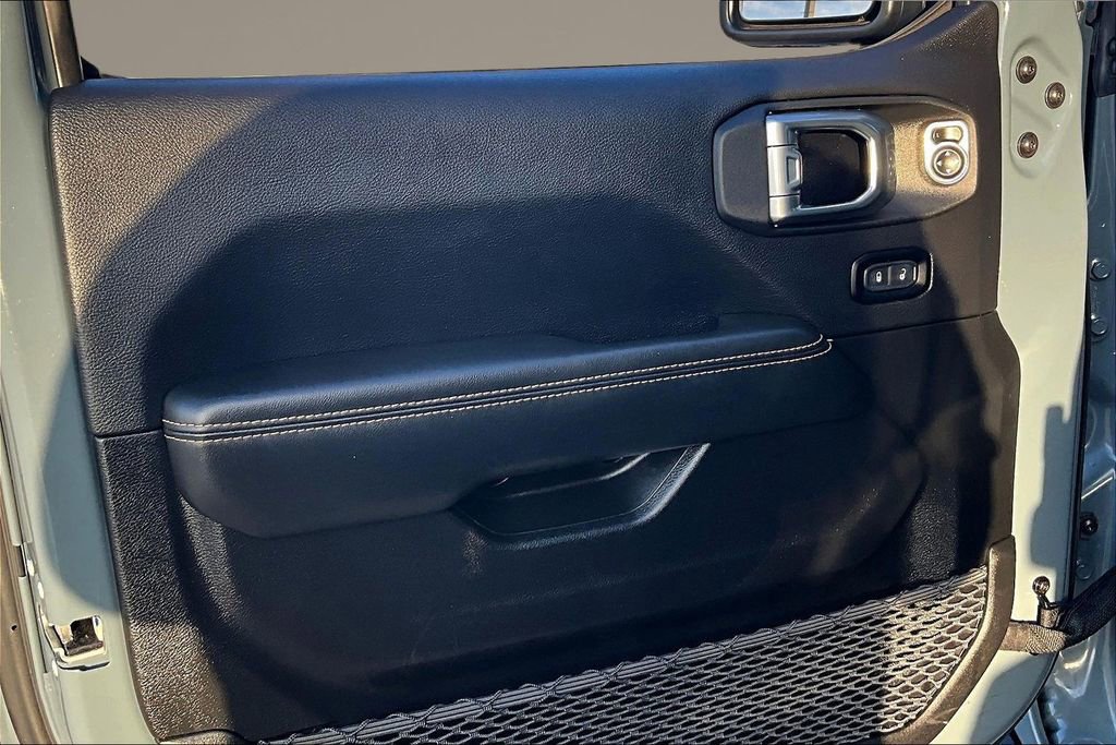 Used 2024 Jeep Wrangler Sahara w/ Technology Group image 26