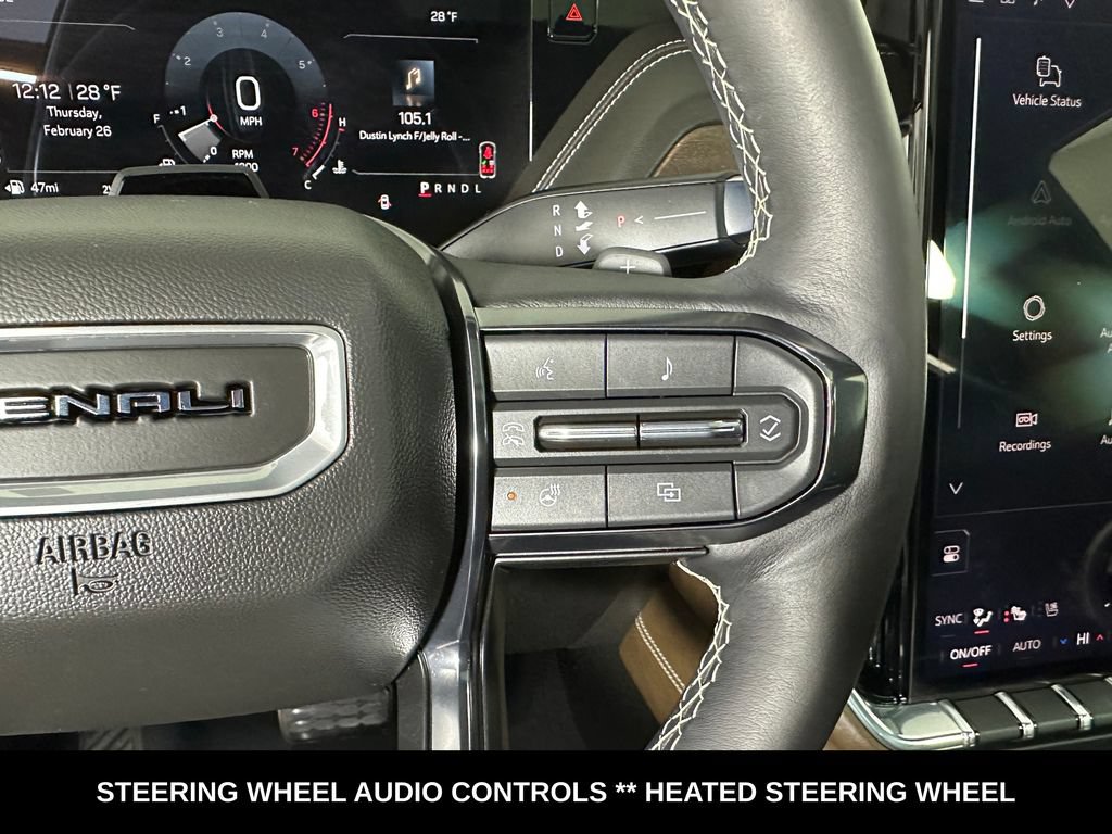 Used 2025 GMC Yukon Denali Ultimate AWD/4WD image 13