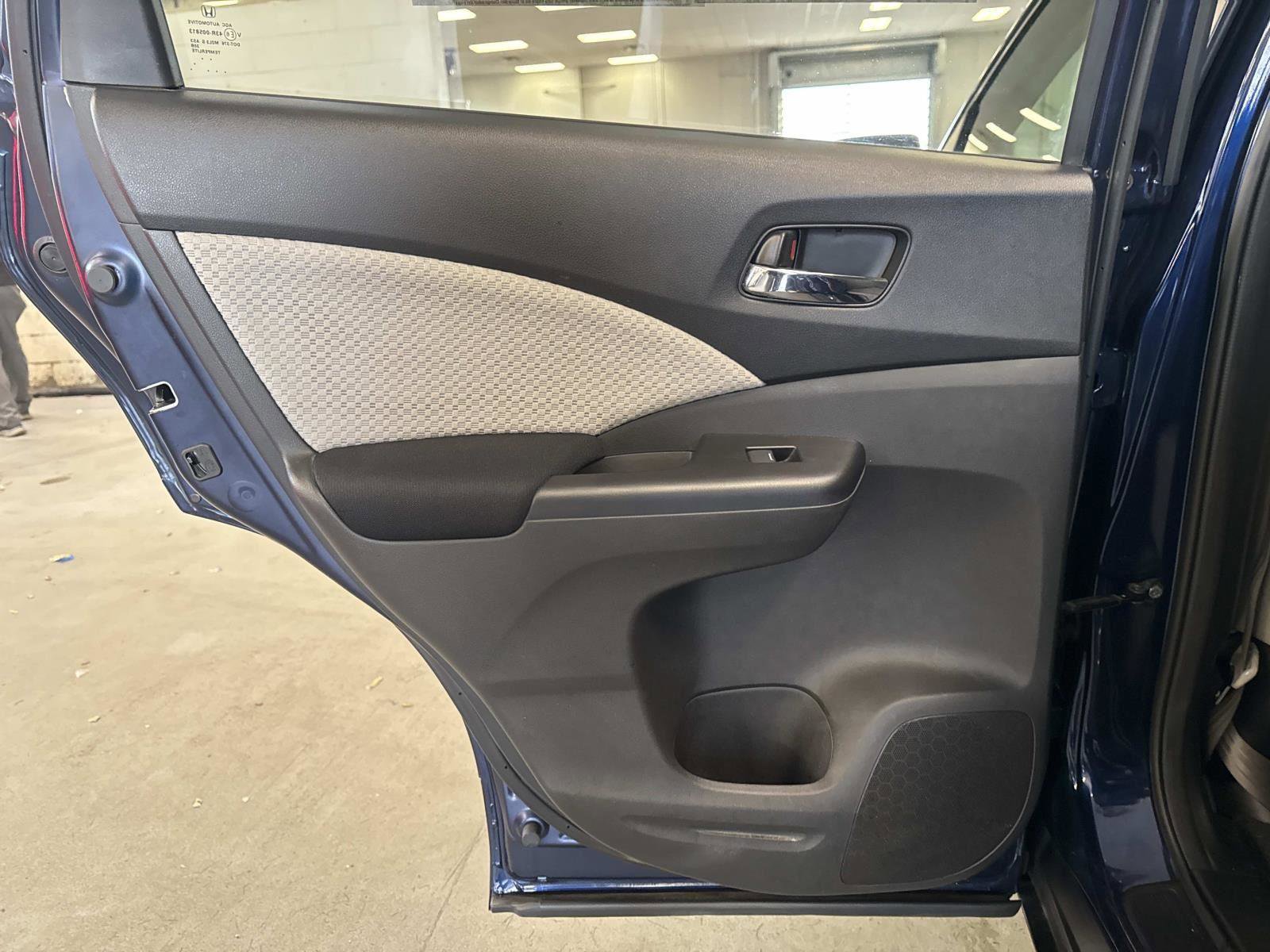 Used 2016 Honda CR-V EX image 11