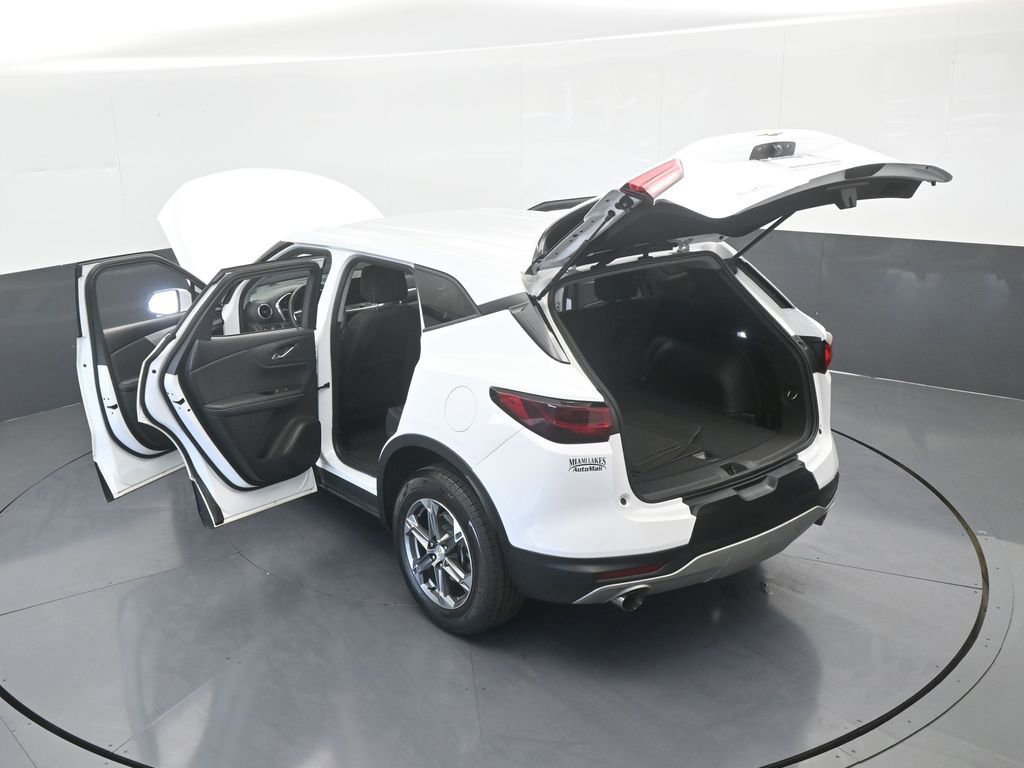 Used 2024 Chevrolet Blazer LT image 63