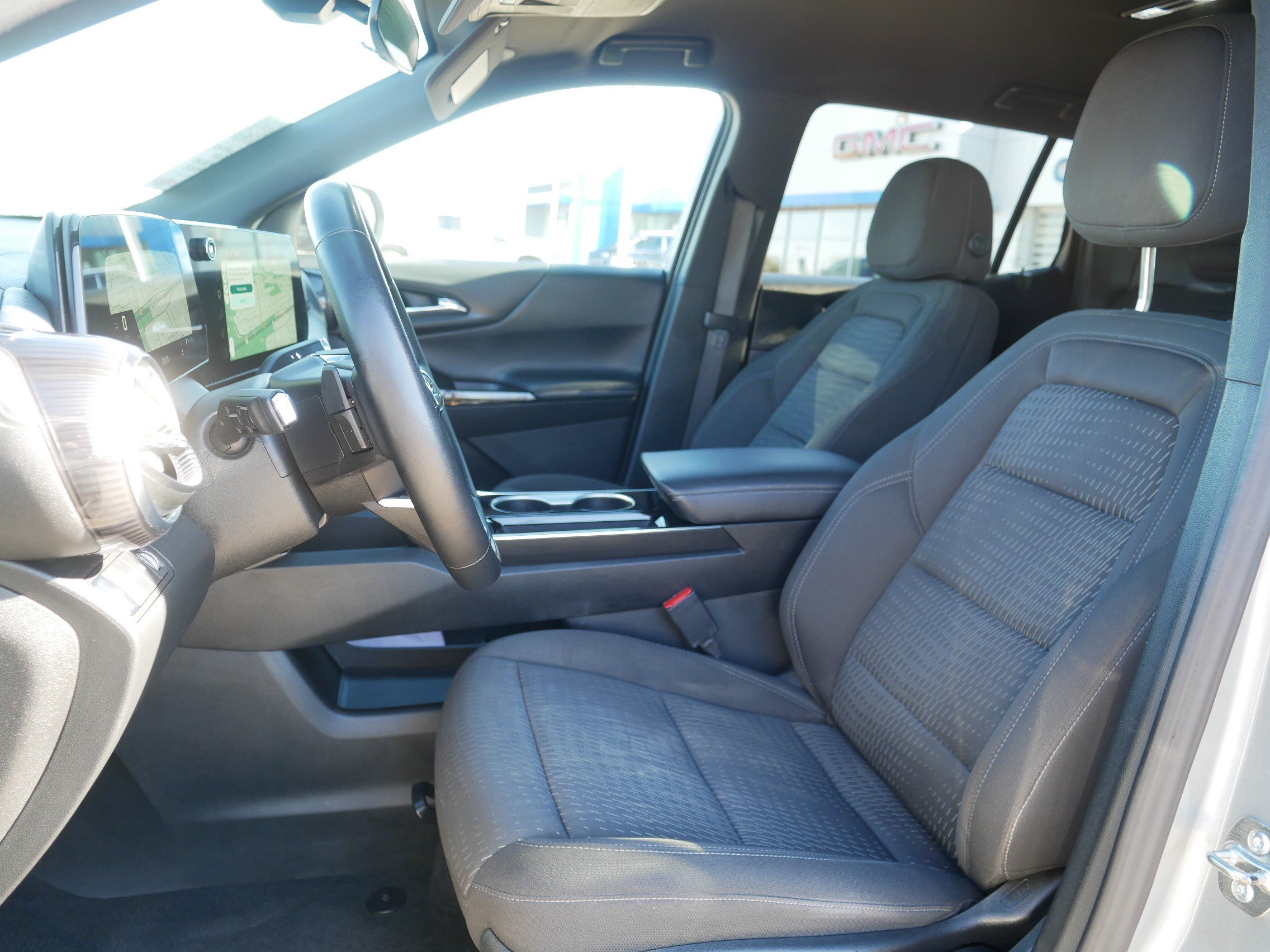 Used 2025 Chevrolet Equinox LT AWD/4WD image 33