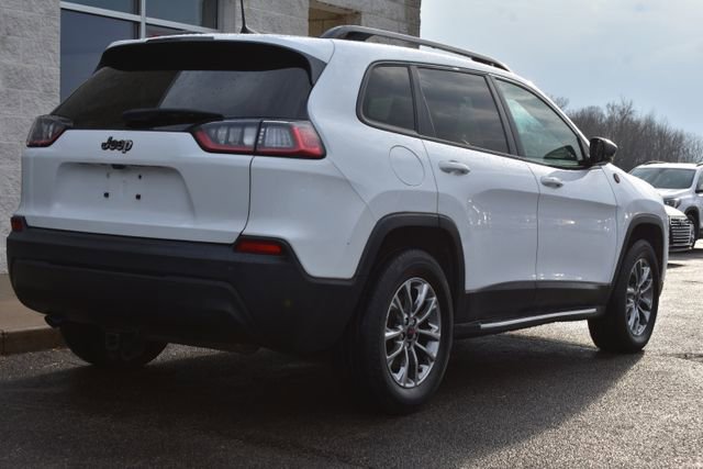 Used 2019 Jeep Cherokee Latitude Plus image 13