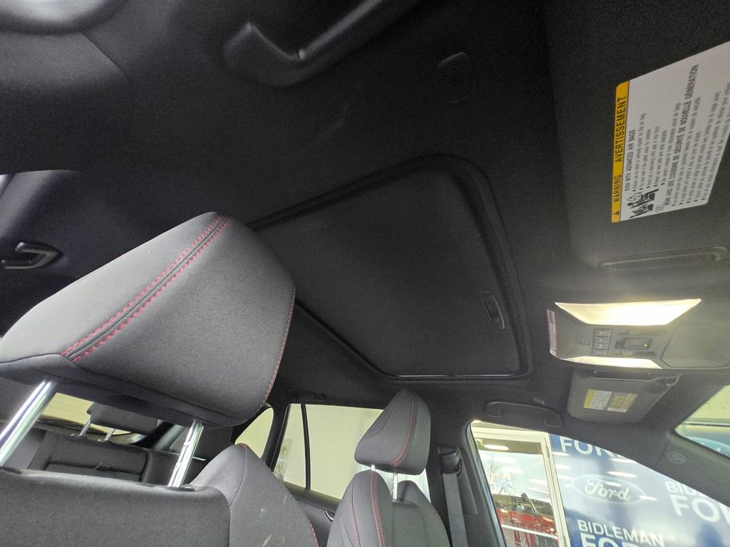 Used 2024 Toyota RAV4 SE image 28