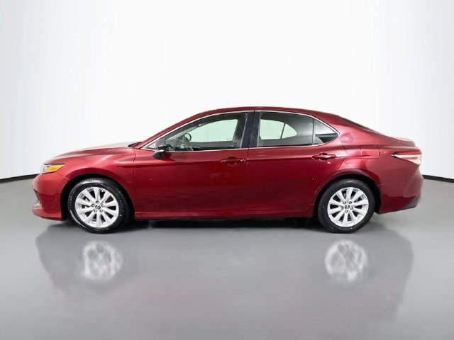 Used 2018 Toyota Camry LE w/ Convenience Package FWD image 6