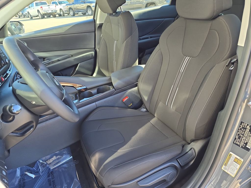 New 2026 Hyundai Elantra Blue image 15
