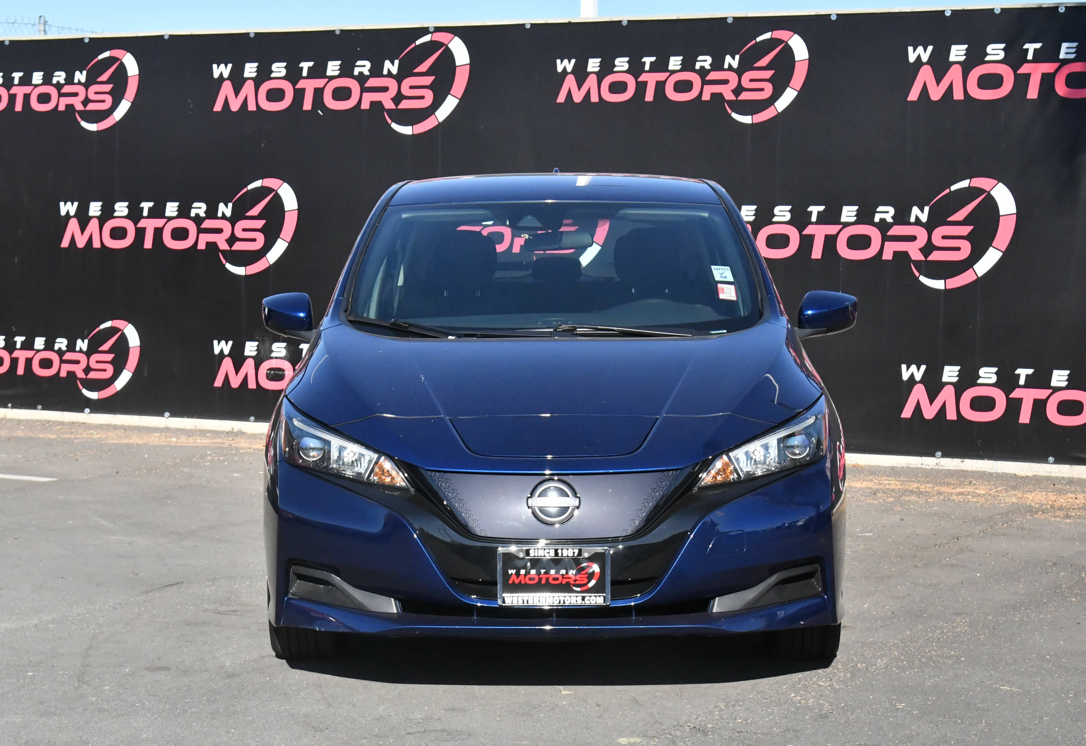 Used 2025 Nissan Leaf S FWD image 2