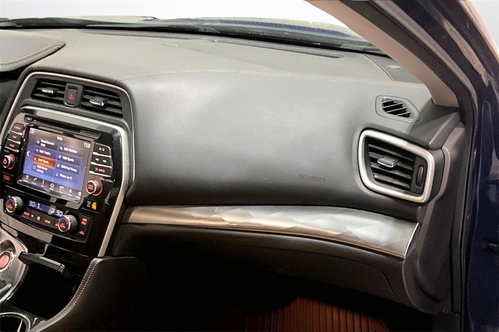Used 2016 Nissan Maxima SR image 25