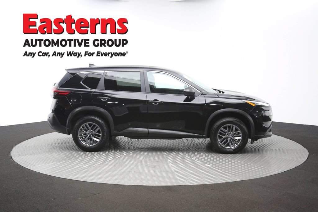 Used 2023 Nissan Rogue S AWD/4WD image 41