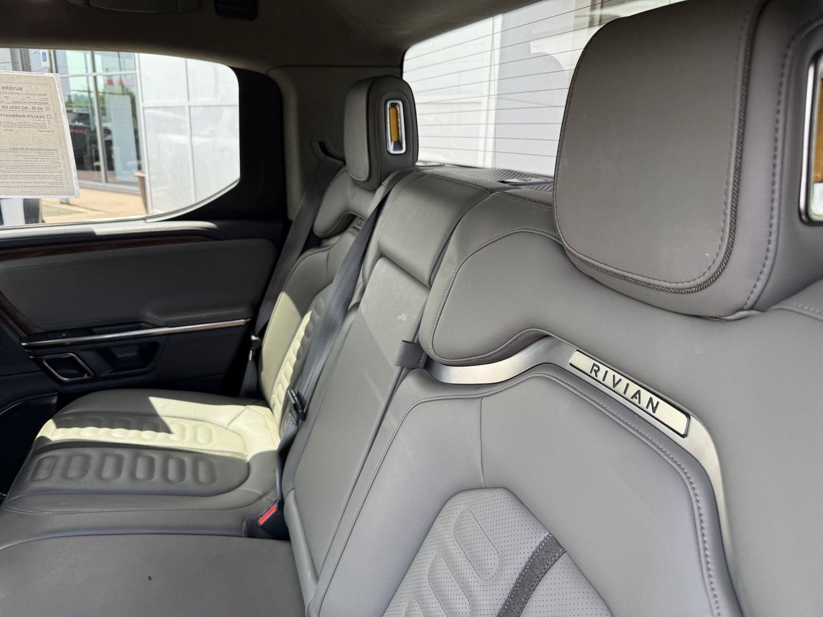 Used 2023 Rivian R1T Adventure AWD/4WD image 15