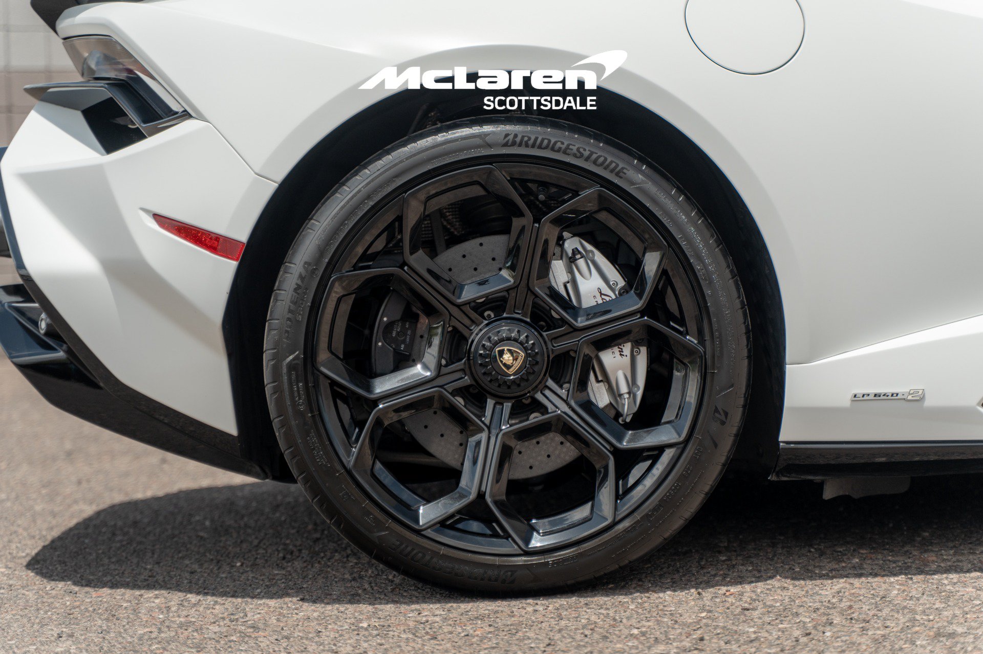 Used 2024 Lamborghini Huracan Tecnica RWD image 34