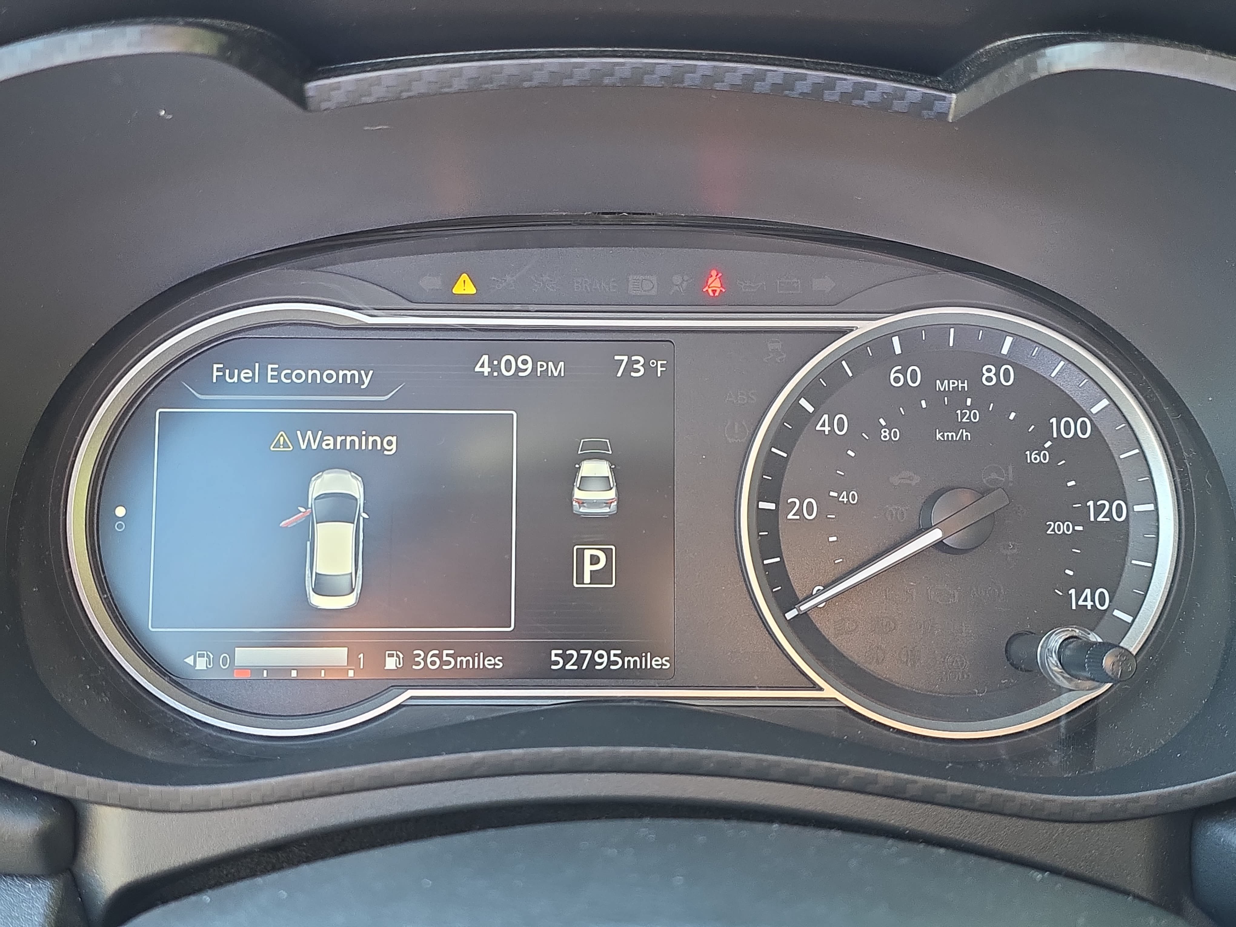 Used 2024 Nissan Versa SR FWD image 7