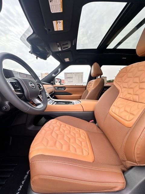 New 2025 Nissan Armada Platinum Reserve image 28