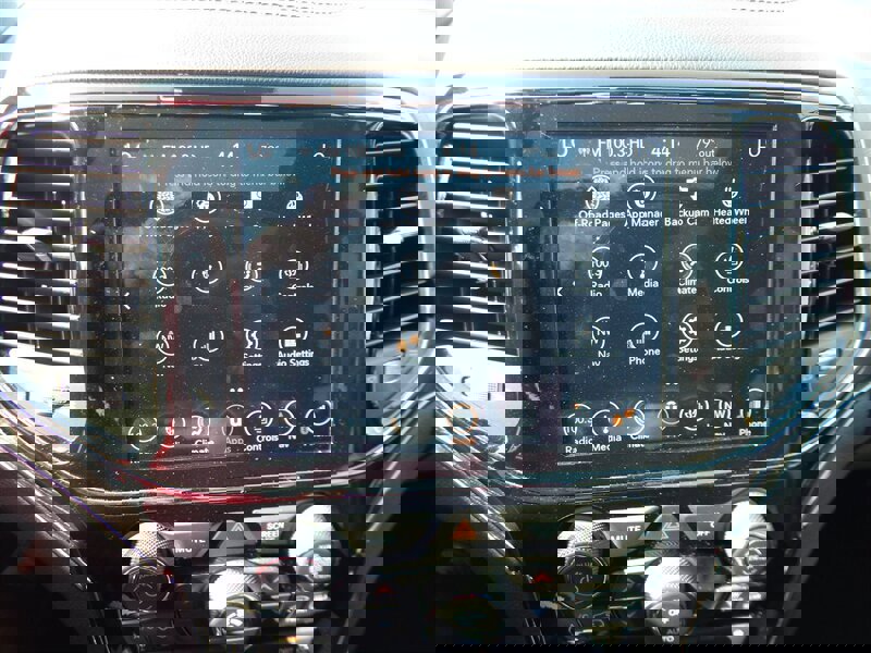 Used 2019 Jeep Grand Cherokee High Altitude image 38