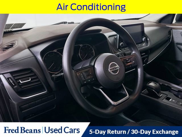 Used 2021 Nissan Rogue S FWD image 12