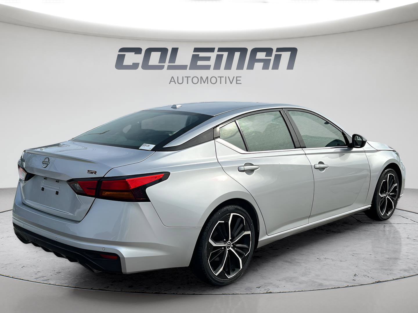 Used 2024 Nissan Altima 2.5 SR image 5