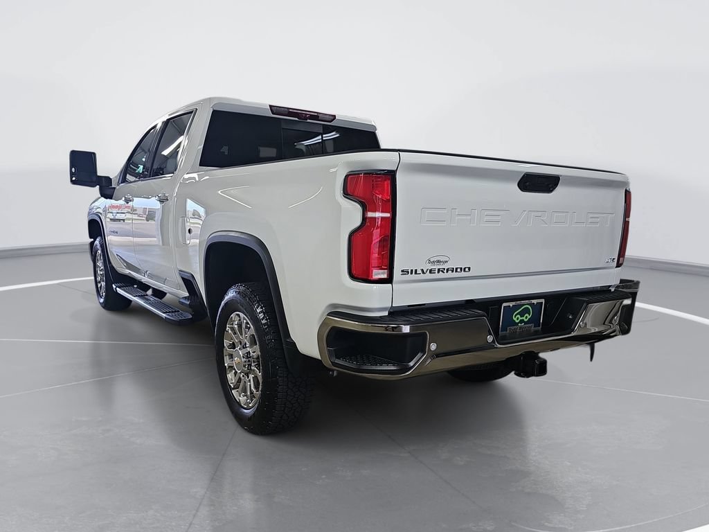Certified 2026 Chevrolet Silverado 3500 LTZ w/ LTZ Premium Package AWD/4WD image 6