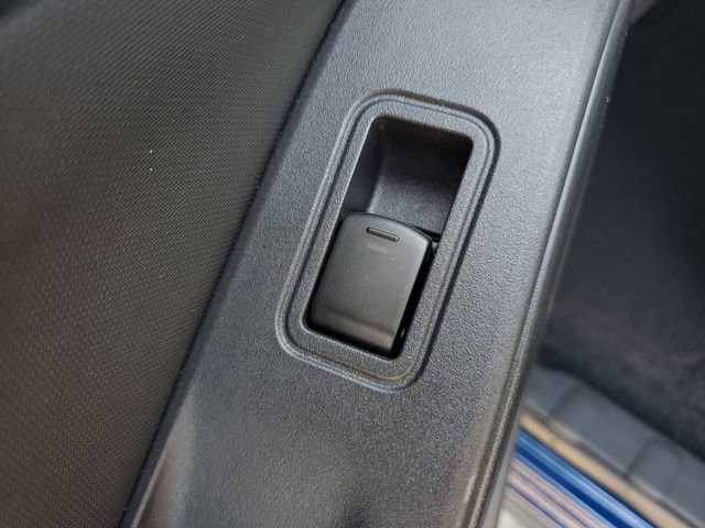 Used 2023 Nissan Frontier SV w/ SV Convenience Package image 16