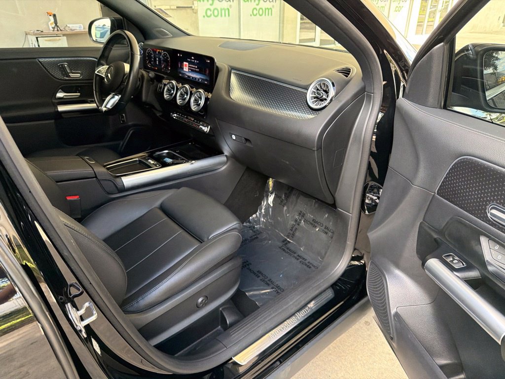 Used 2025 Mercedes-Benz GLA 250 image 24
