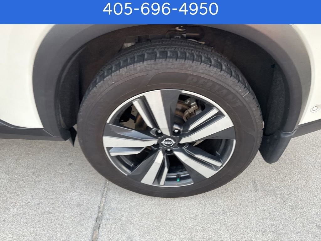 Used 2022 Nissan Rogue Platinum w/ Head-Up Display Package image 10