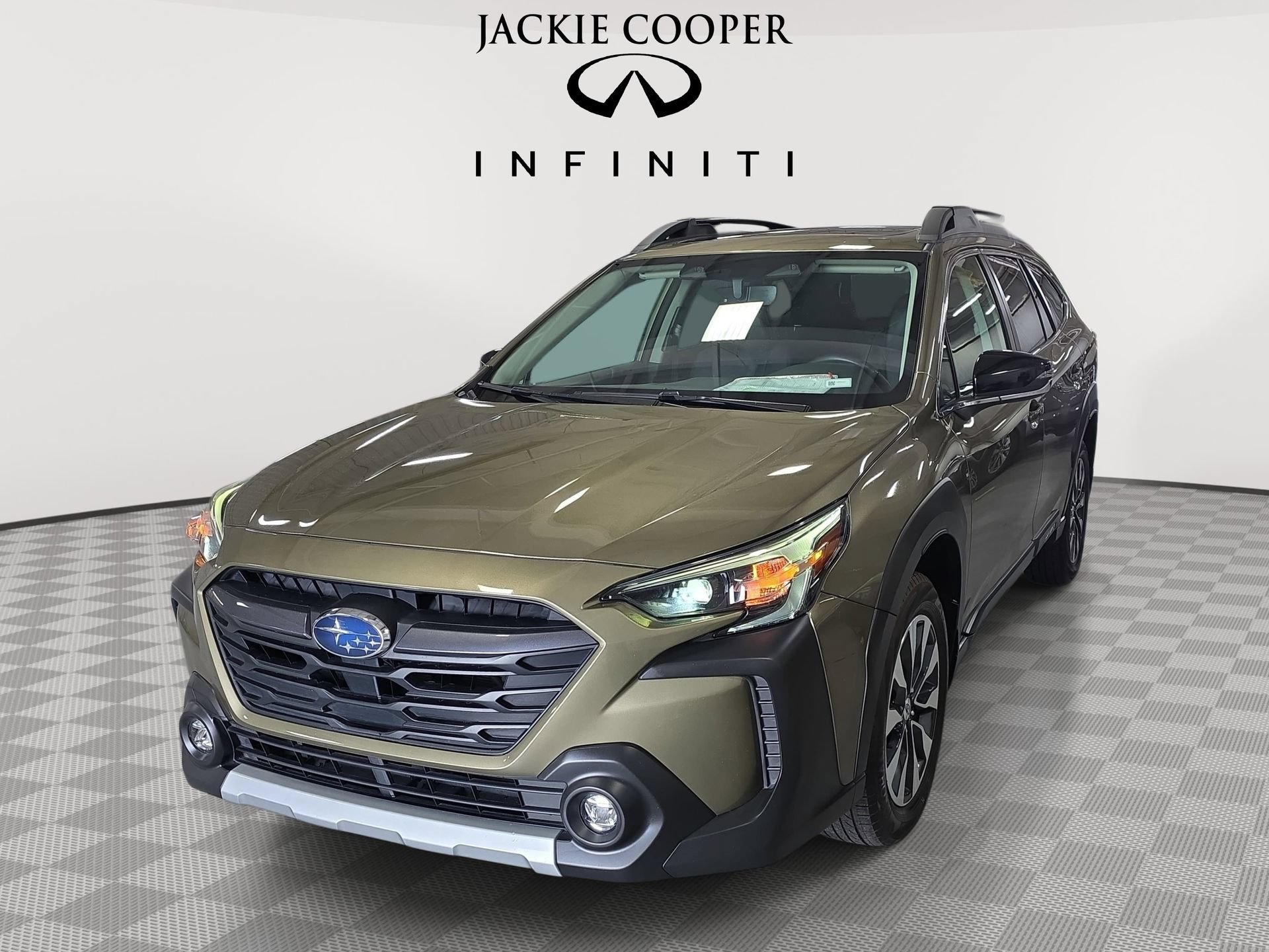 Used 2025 Subaru Outback Limited XT AWD/4WD image 1