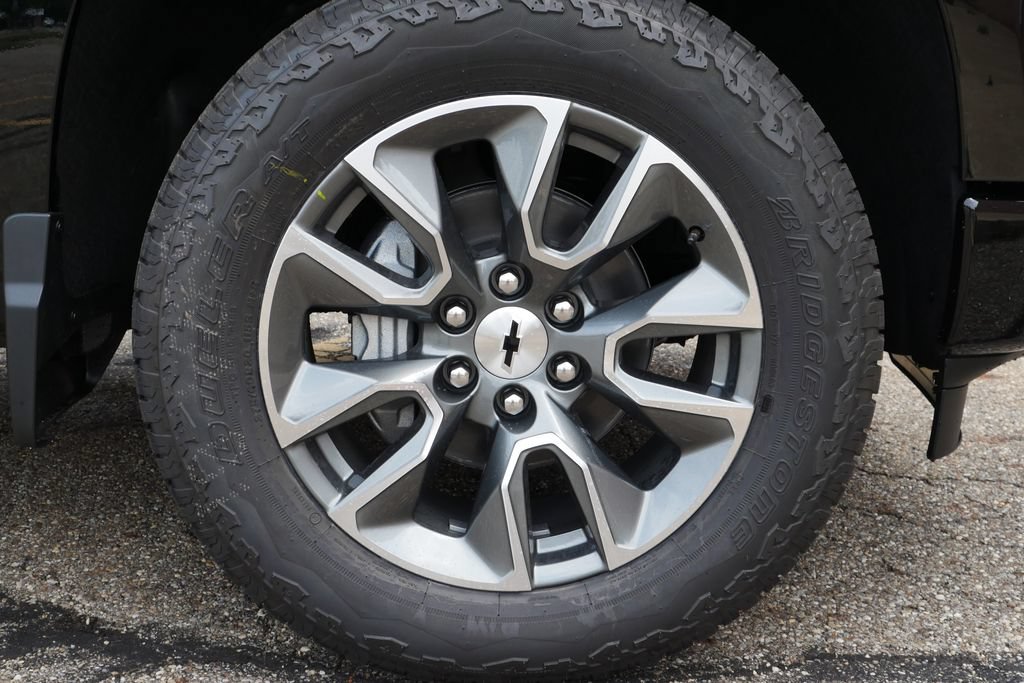 New 2026 Chevrolet Silverado 1500 RST w/ Convenience Package II AWD/4WD image 6