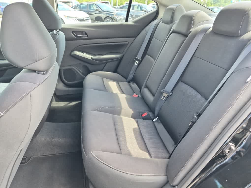 Used 2023 Nissan Altima 2.5 S FWD image 7