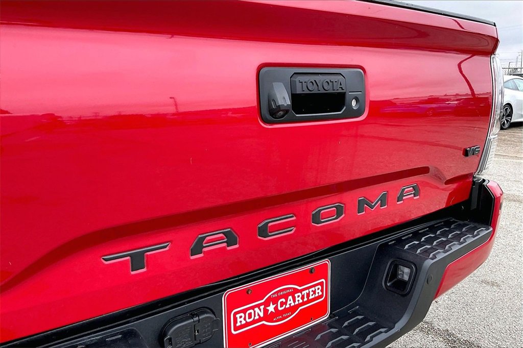 Used 2021 Toyota Tacoma TRD Off-Road w/ TRD Premium Off Road Package image 27