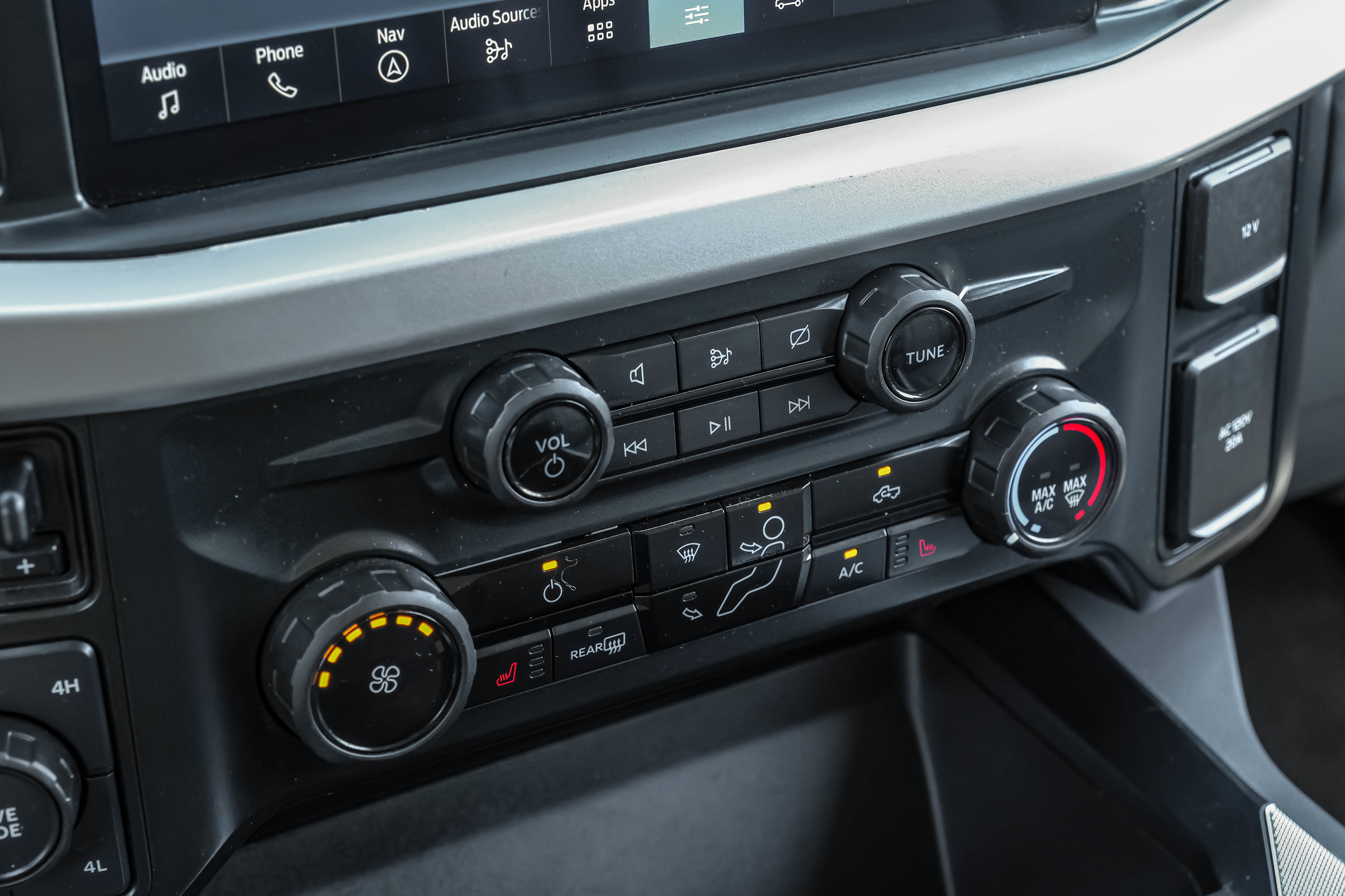 Used 2023 Ford F250 XLT w/ XLT Premium Package image 26